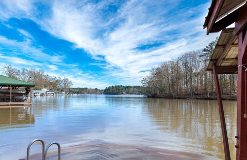 Jackson Casa | Waterfront, Private covered boat dock, Newly Remodeled,