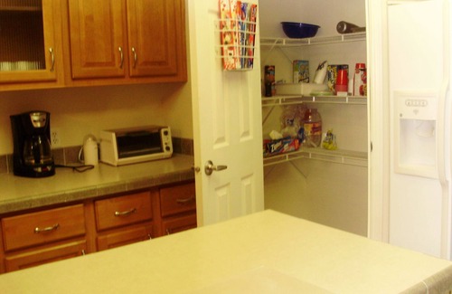 Mohave Valley Casa | RAMPA PARA BARCO PRIVADO ** PLAYA DE ARENA ** COMUNIDAD CERRADA, 3 DORMITORIOS Y 2 BAÑOS