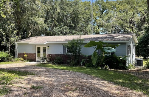 Inverness Casa | Waterfront Retreat with Kayaks