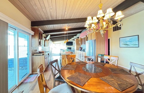 Potlatch Casa | Aqua Casita