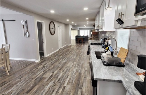 McHenry Casa | Waterfront River Getaway