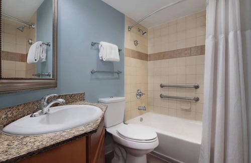 Palmetto Dunes Complejo | Waterfront Shelter Cove Harbour Point + Amenities