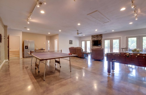 Goodview Casa | Waterfront Smith Mountain Lake Home w/ Boat Dock!