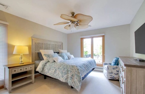 Brick Casa | Waterfront Vacation Dream Home