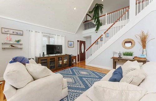 Dandridge Casa | Waterfront Vista