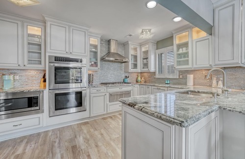 Beach Haven West Casa | Waterfront w/dock & hot tub, bring your boat/jet ski-5 minutes from beach-LBI!!!