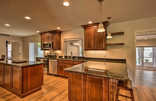 Winter Haven Casa | ¡NUEVO! Winter Haven Home w / Dock y jacuzzi!