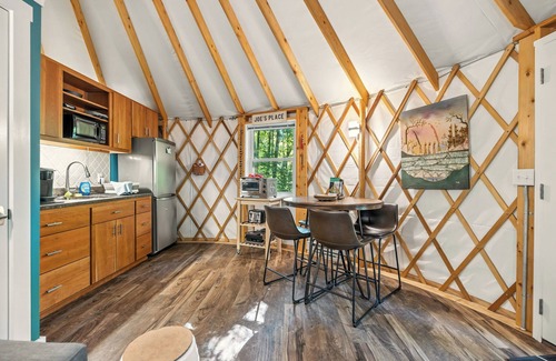 Rawley Springs Cabina | Waterfront Yurt at Rawley Retreats