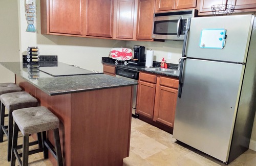 Mid America Condominio | Water’s Edge Hideaway