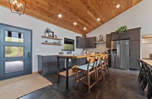 Tower Casa | Waters of Vermillion Retreat