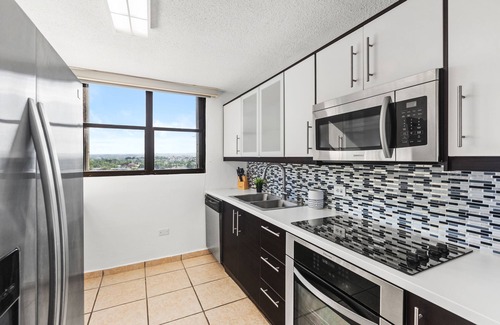 Punta Las Marias Apartamento | Waterside Flat With Garage and Easy Beach Access