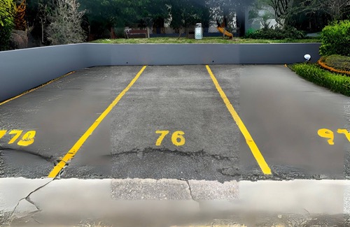 Punta Las Marias Apartamento | Waterside Flat With Garage and Easy Beach Access