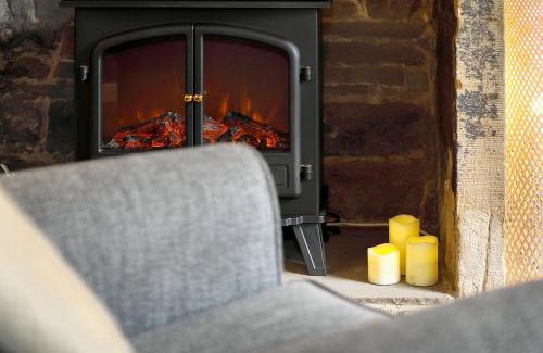 Holmfirth Casa | Waterview Cottage - a peaceful riverside location