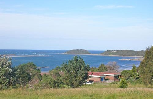 Orient Point Casa | Waterview House