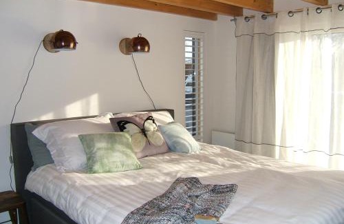 Amsterdam North Cama Y Desayuno | watervilla-albertje