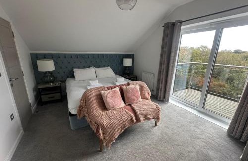 Winnard's Perch Casa | Wave Side Lodge 106B- Retallack Resort & Spa