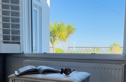 Garryvoe Casa | Wavecrest Holiday Cottage