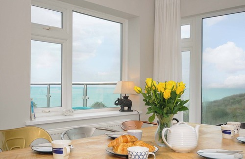 Downderry Cabaña | WAVES EDGE, pet friendly, country holiday cottage in Looe