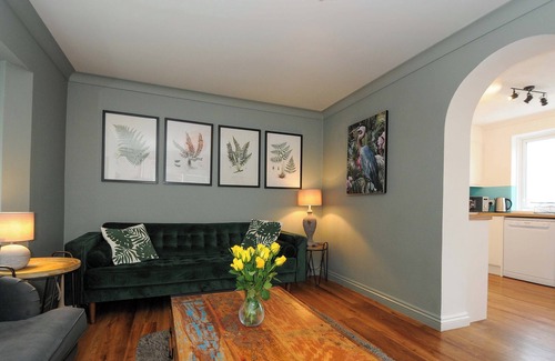 Downderry Cabaña | WAVES EDGE, pet friendly, country holiday cottage in Looe