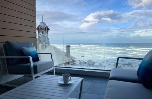 Redhill Apartamento | Wavescapes Surfers Lookout Stay
