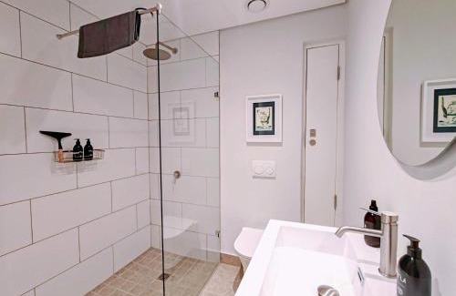 Redhill Apartamento | Wavescapes Tides Stay
