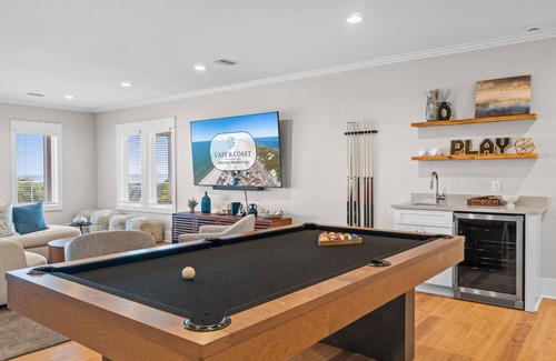 East End Casa | Wavesong: Brand New Build, Beachfront, Private Pool, Pet Friendly, East End
