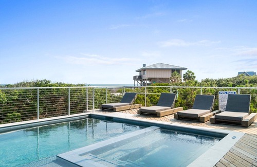 East End Casa | Wavesong: Brand New Build, Beachfront, Private Pool, Pet Friendly, East End