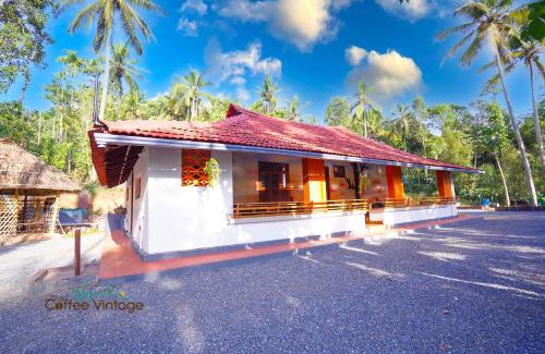 Vayittiri Complejo | Wayanad Coffee Vintage
