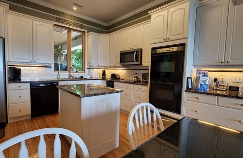 Walker-In-the-Hills Casa | Waynesville Sunrise! Hermosas vistas panorámicas desde 4,200 pies