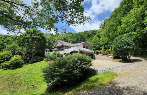 Walker-In-the-Hills Casa | Waynesville Sunrise! Hermosas vistas panorámicas desde 4,200 pies