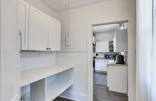 Jackson Casa | Historic Highland built in1902. Game Room, King Size Beds 2100 sq ft home