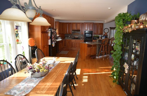 Lemont Casa | Somos ... muy cerca de todo en State College!