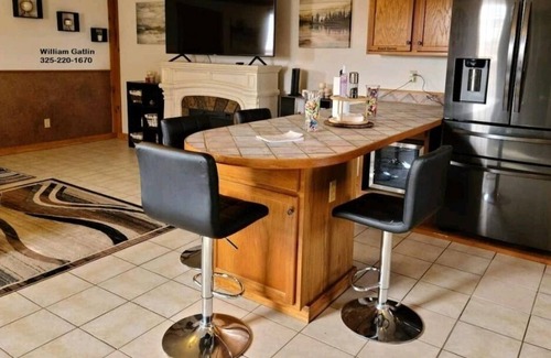 Brownwood Casa | Weekend Getaway on the Jim Ned River