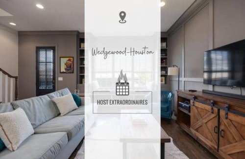 South Nashville Casa | WeHo Indie Villa 3 Bedroom 3 Bath Just 1.3 Miles to Geodis