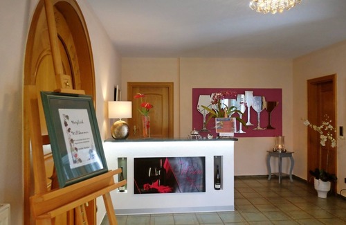 Lieser Casa | Weinhaus Stettler