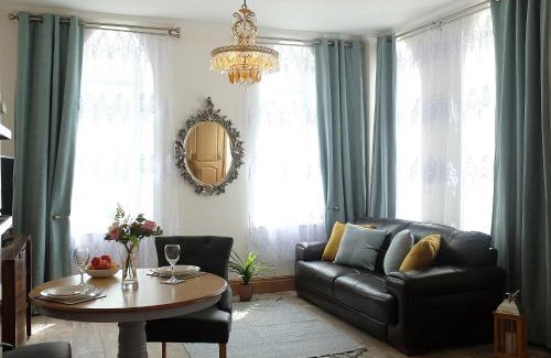 Onchan Casa | Welch House