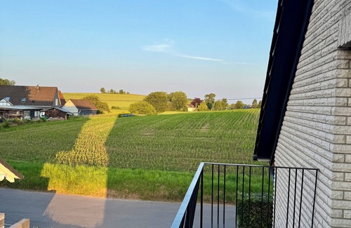 Hueckeswagen Apartamento | Welcome, newly renovated apartment! For all those seeking relaxation in the midst of nature!