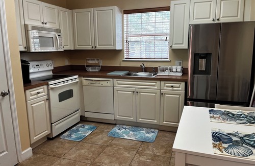 Stuart Apartamento | Welcome to Aqua Aura a Charming studio with AC in Stuart - Perfect for a getaway