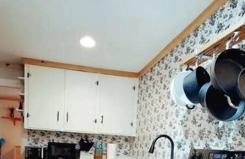 Port Leyden Cabaña | Welcome to Brickfront Cottage!