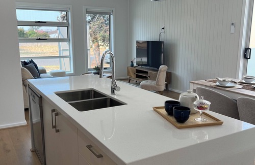 Ararat Casa | Welcome To Casa Blanca in Ararat