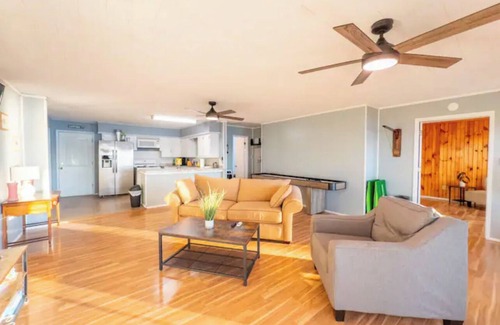 Laneville Cabina | Welcome to Catfish Cabin!