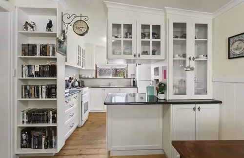 Redan Casa | Welcome to Cosy Cottage – your peaceful 2-bedroom home in the heart of Ballarat