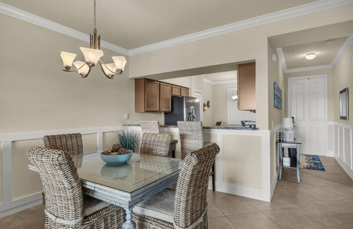 Bonita Springs Condominio | Welcome to DayBreak🌴Resort Living - Golf⛳Tennis🎾 Pools, Fitness and More!