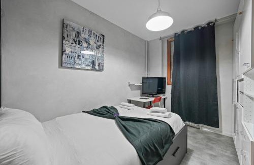 Adamville Apartamento | Welcome to Village Parisien 2