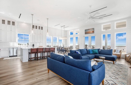 Galveston Casa | Welcome to Gulf Dream! Nestled in the adorable Beachside Village