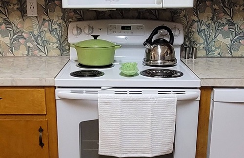 Berea Casa | Welcome to Meadow Wild! Secluded 3BR/1BA cozy home close to the Pinnacles!