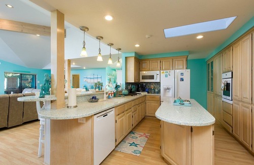 McKinleyville Casa | Welcome to Mermaid Cove: Your Luxurious Oceanfront Retreat