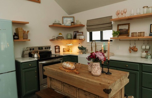 Hamilton Casa | Welcome to our charming Montana cottage with a cozy traveler’s inn twist! .