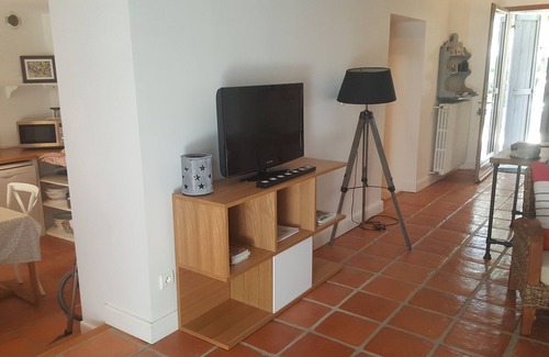 Montmeyran Apartamento | BIENVENIDOS a nuestra cabaña. 5 PERS. En la campaña de Dromoise. Con piscina.