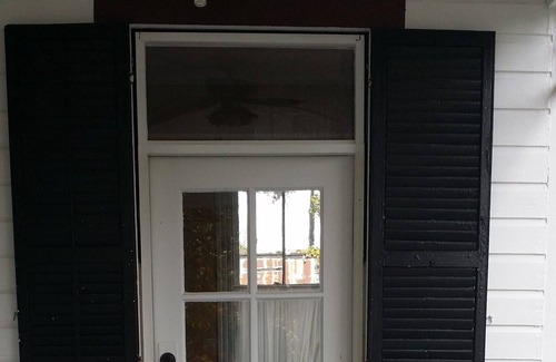 Old East Hill Apartamento | Bienvenido a Nuestra más nueva adición - La suite de hidromasaje Victorian